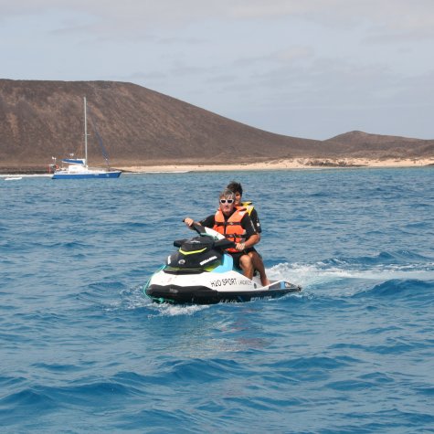 Route en jetski à Playa Quemada