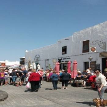 Marché Teguise + Fondation César Manrique